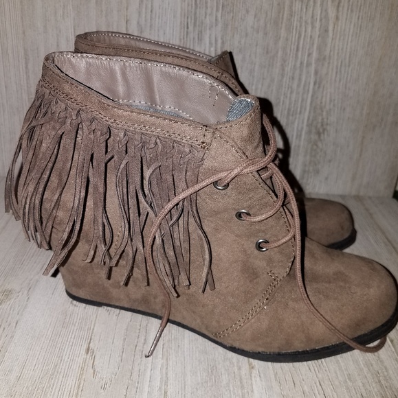 sugar wedge booties